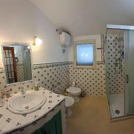 شقة Eolo